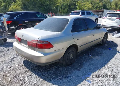 1998 Honda Accord Lx from USA, damaged, VIN 1HGCG5647WA034246